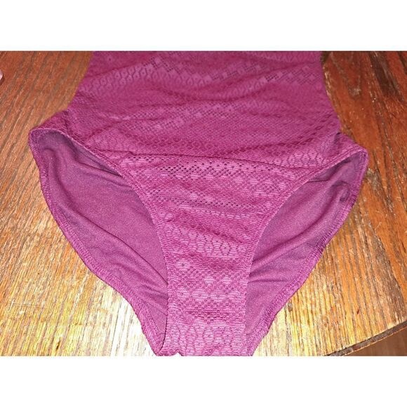 Medium 8/10 Time and Tru Burgandy Lace One Piece Swimsuit Bathing Suit Swimwear - Picture 3 of 7